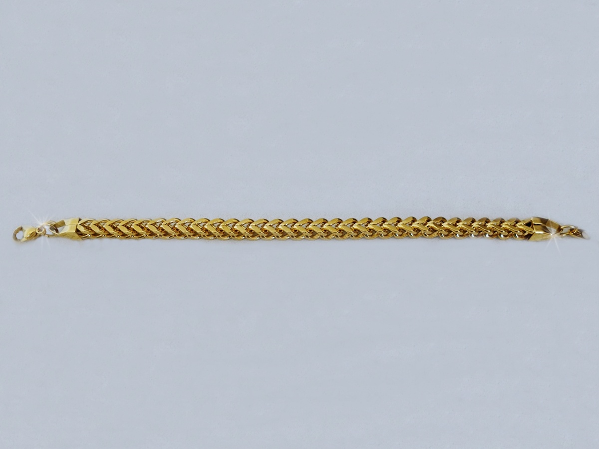 Interlaced - Carat Infini, Belgium