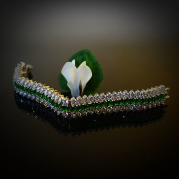 Emeralds and diamonds beautiful fashion bracelet 2017 - Aurora - CARAT INFINI